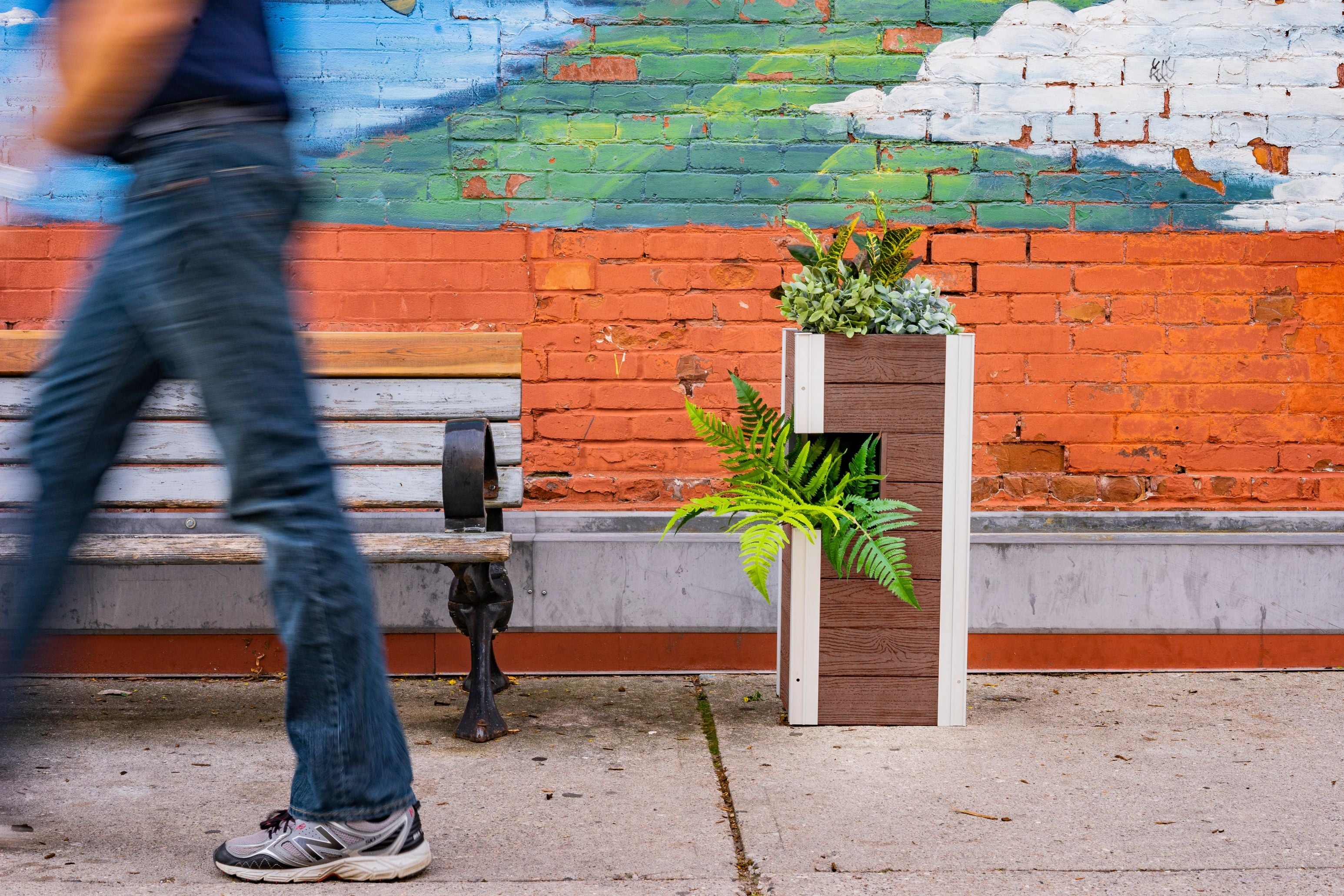 URBANA Pillar Planter - Image 12