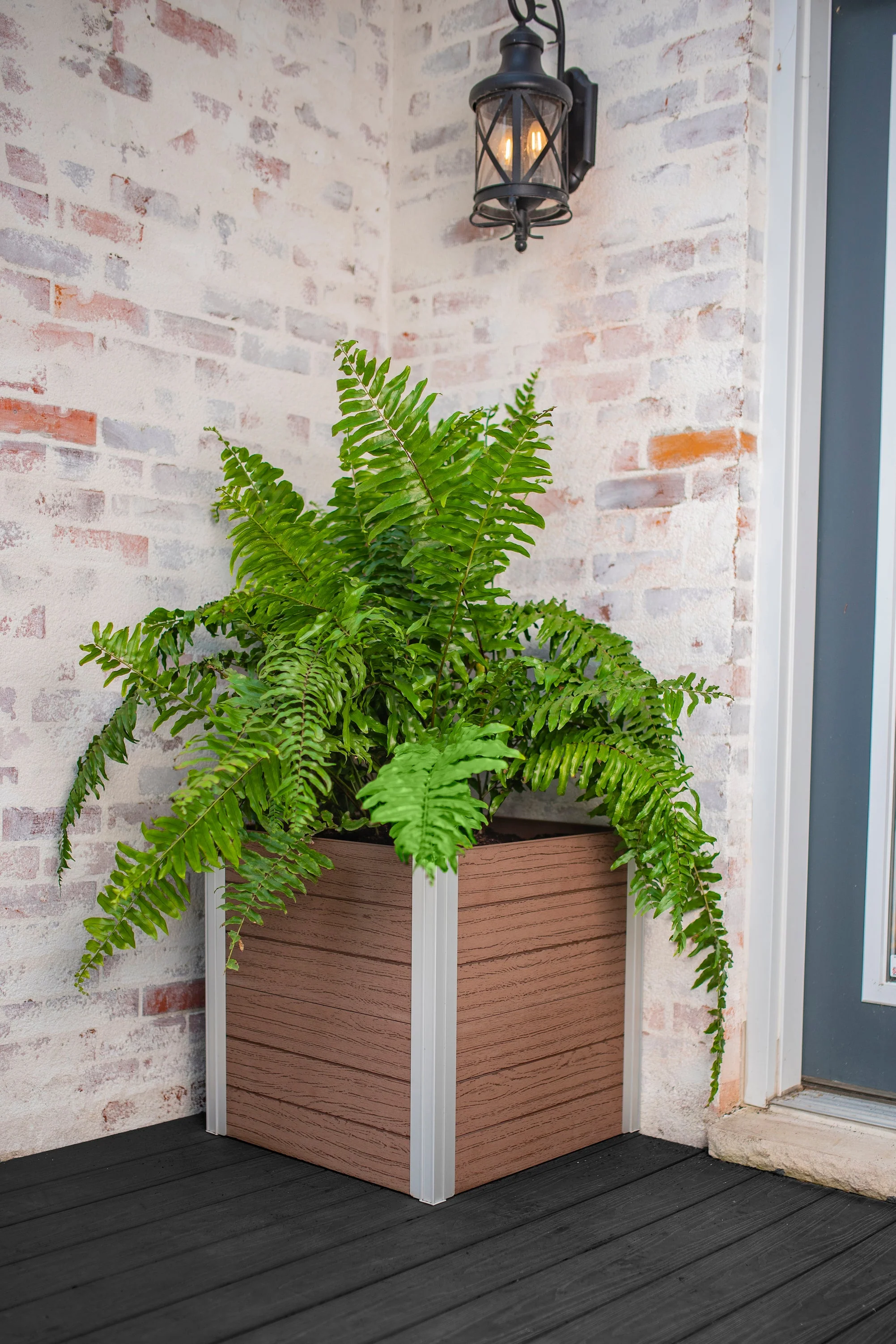 URBANA 22" Cube Planter - Image 9
